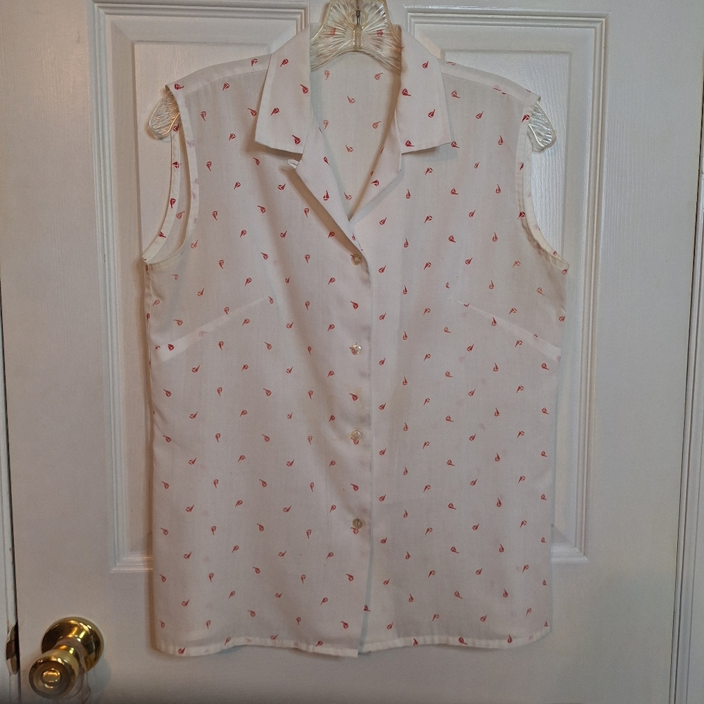 Vintage 80s White Red Sailboat Print Sleeveless Button Up Top Coastal Size L